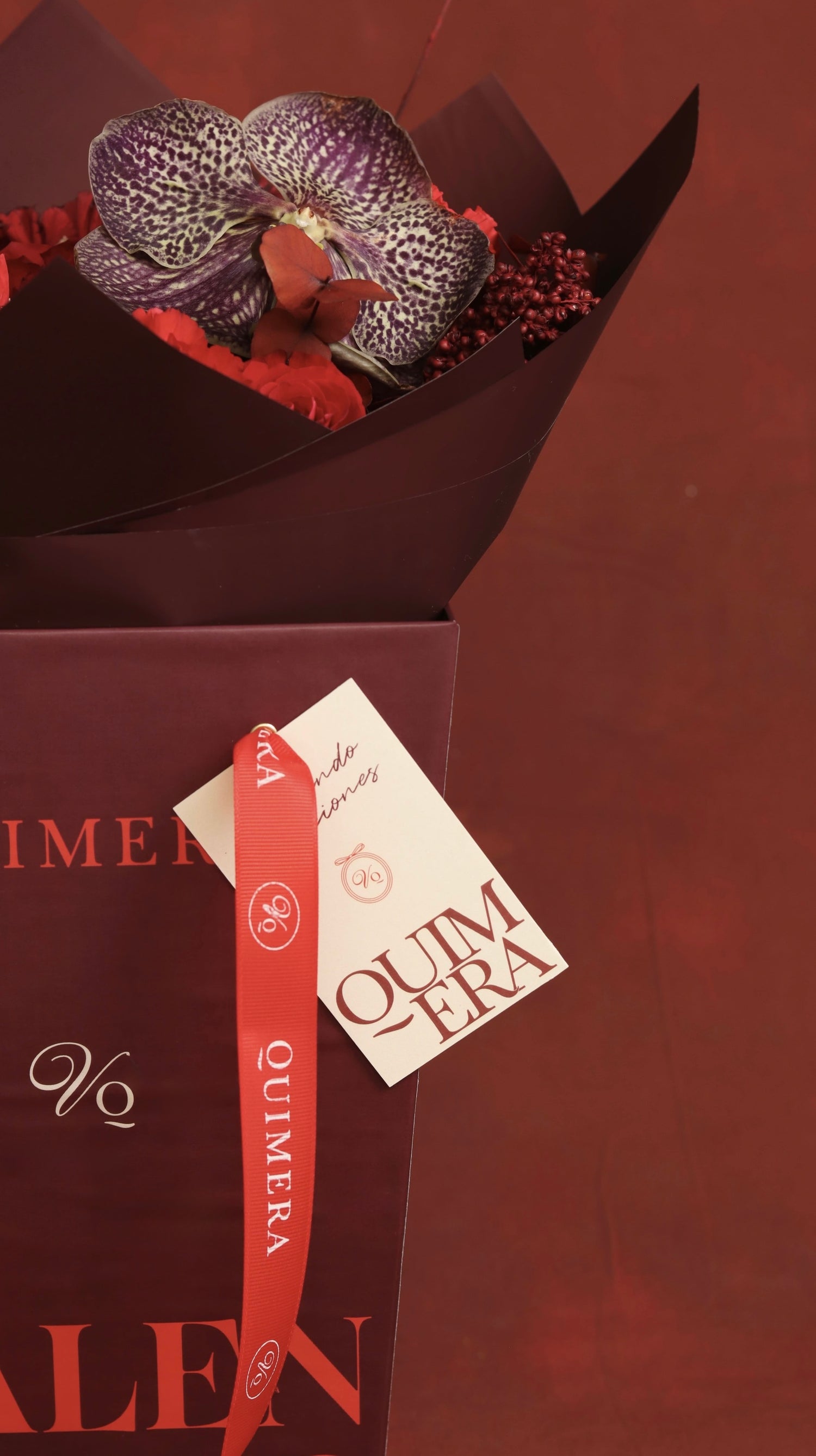 ATADO MEDIANO CON CAJA ROJA